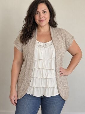 #1314 HeartSoul XL Taupe & White 2-in-1 Layered Ruffle Top Studded Neckline